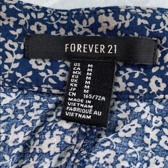 Forever 21 Floral Skirt - Picture 9 of 9